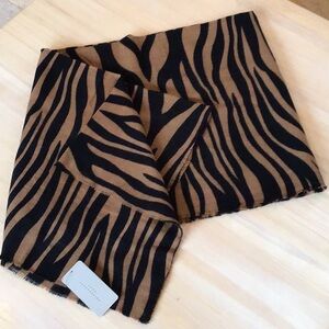 Zara Oversized Tiger Print Scarf Wrap Animal Soft Fringe Classic